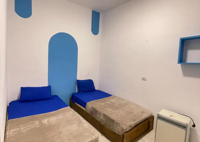 Hotel Whales Camp *